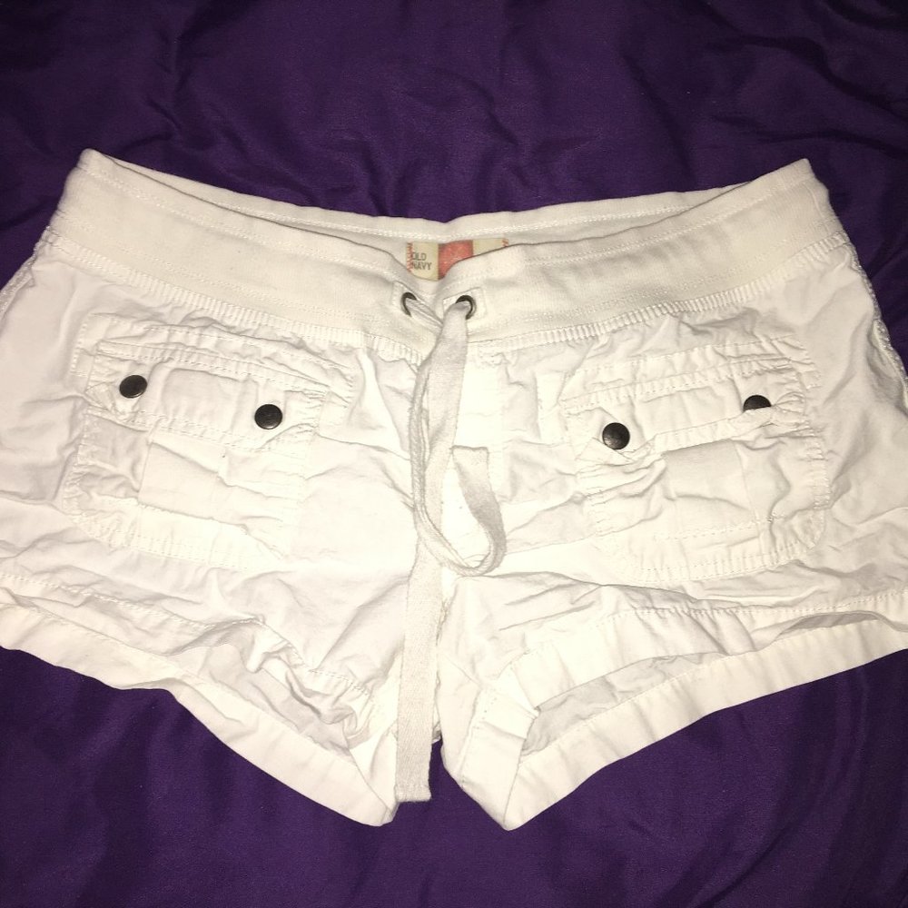 Old Navy white cotton shorts sz. L